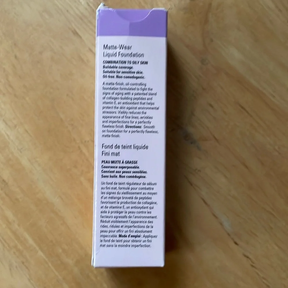 Mary Kay TimeWise Luminous-Wear Liquid Foundation for Normal/Dry Skin Ivory 6
